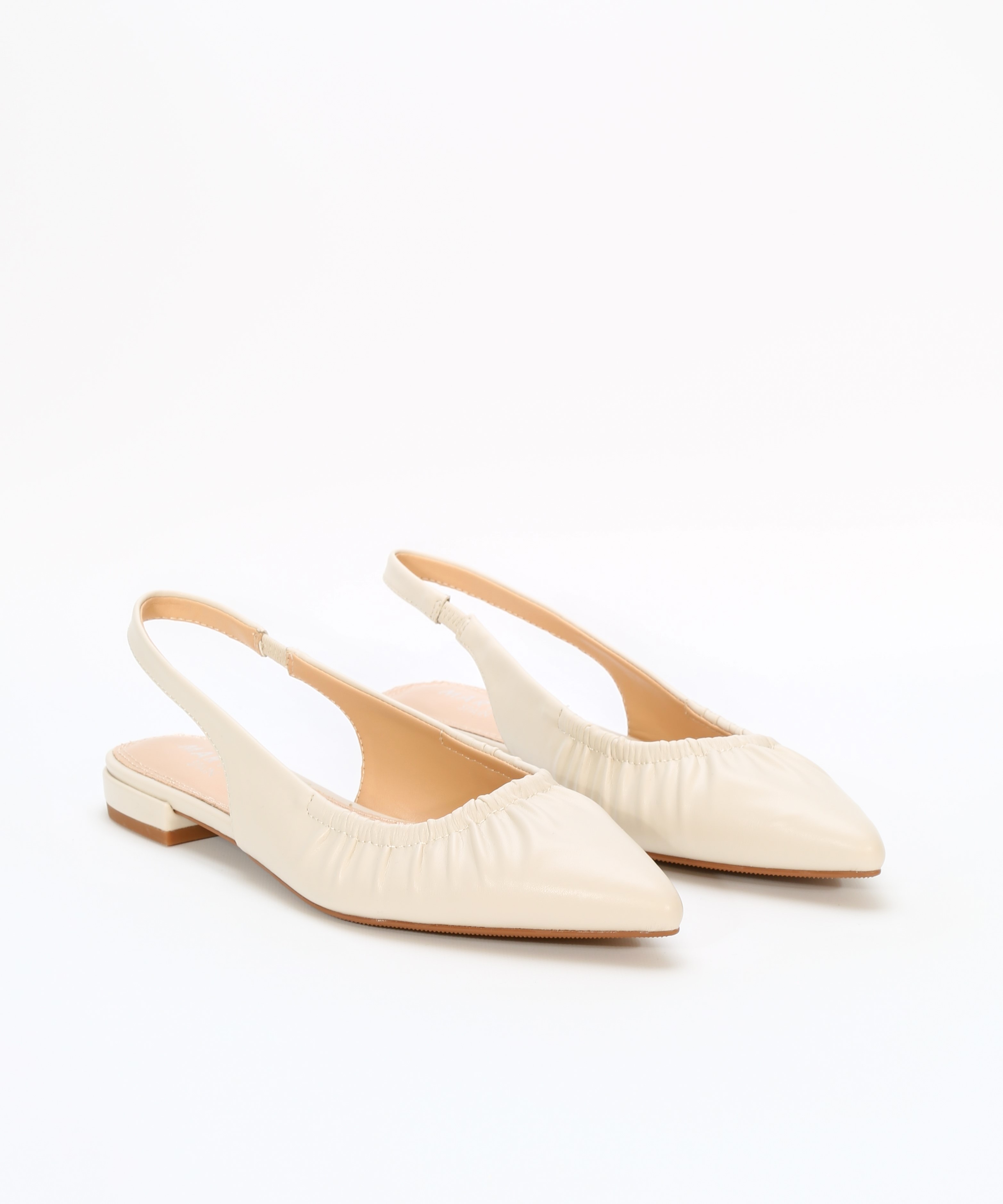 Zapato destalonado punta